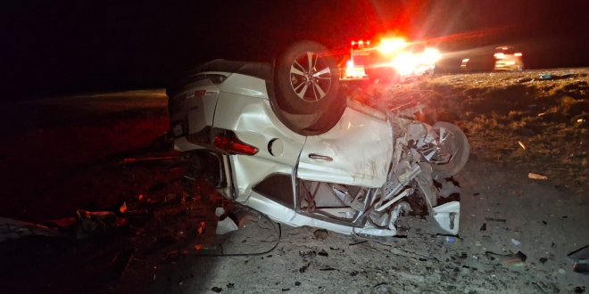 Arequipa: Policía muere en choque frontal contra bus 1 B 12