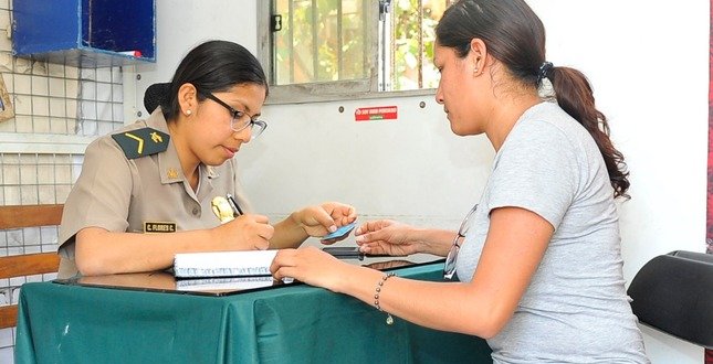 Arequipa: Joven de 19 años acusa a sus amigos de robarle y violarla 1 Nueva 8A