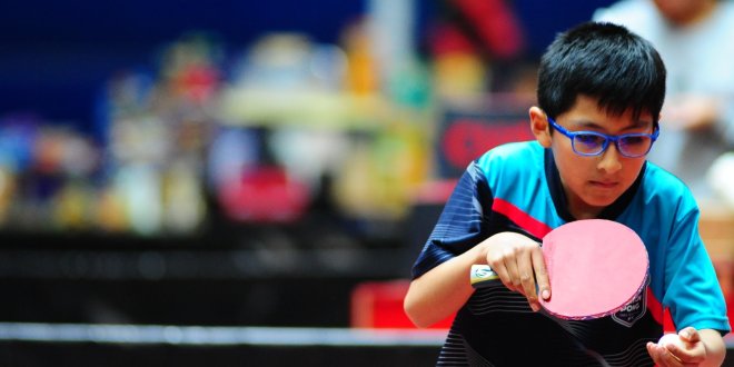 Estudia en el Colegio Mercedario San Pedro Pascual.