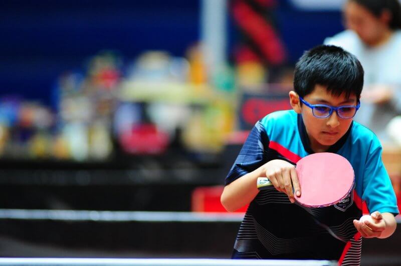 Estudia en el Colegio Mercedario San Pedro Pascual.