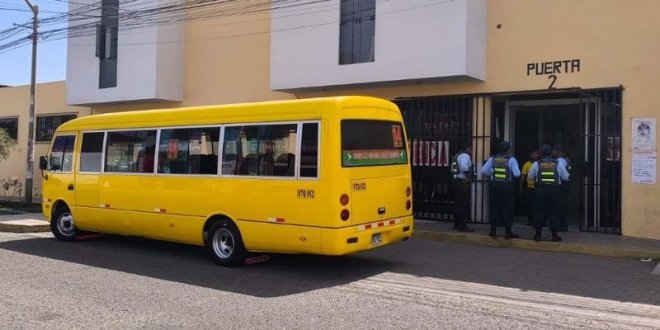 escolar herida por frenazo de bus