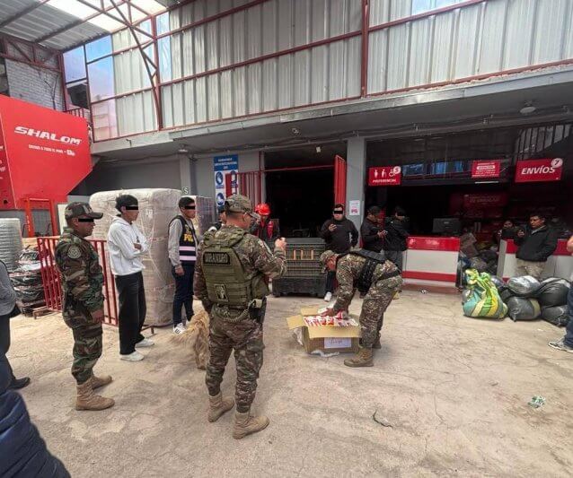Puno: Paquetes de droga son enviados por "Shalom" 1 1. PAQUETES DE DROGA FOTON