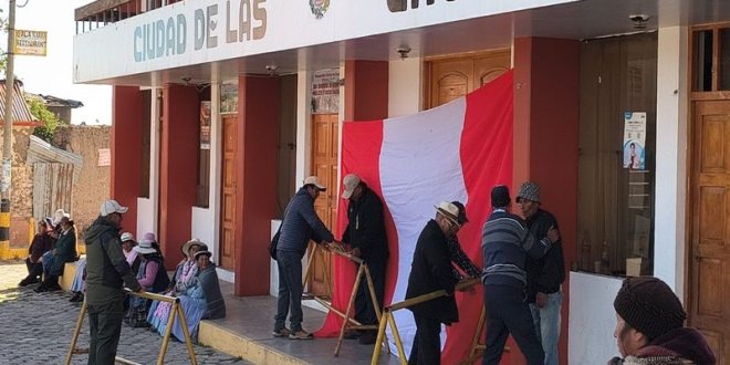 Protestan contra alcalde vacado
