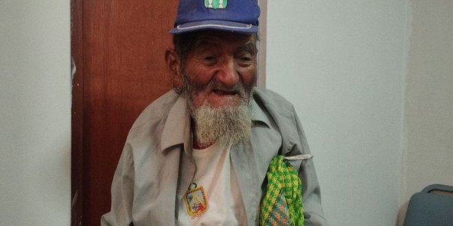 rey de las melcochas pide justicia por su terreno