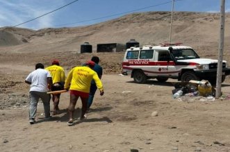 rescatana acuatro banistas